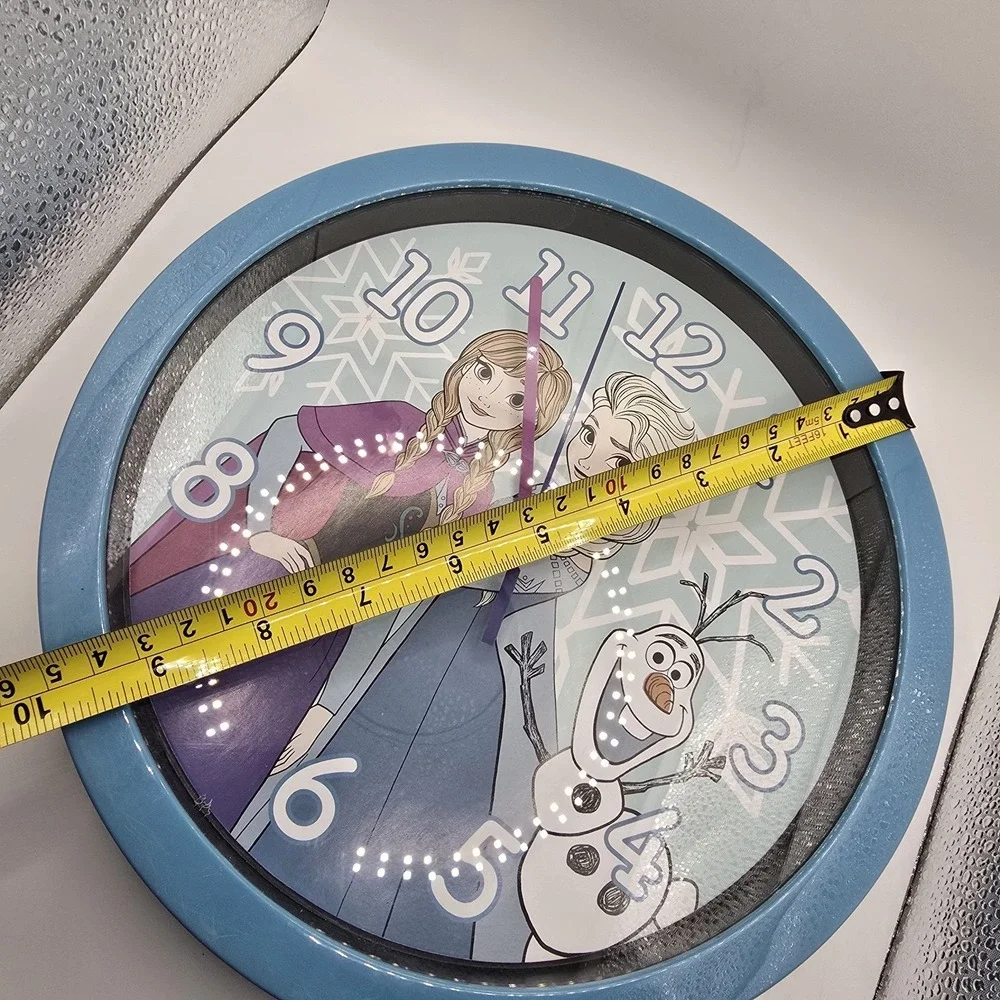 Disney Frozen Wall Clock Elsa Anna Olaf Analog 9 1/2 Inches Works